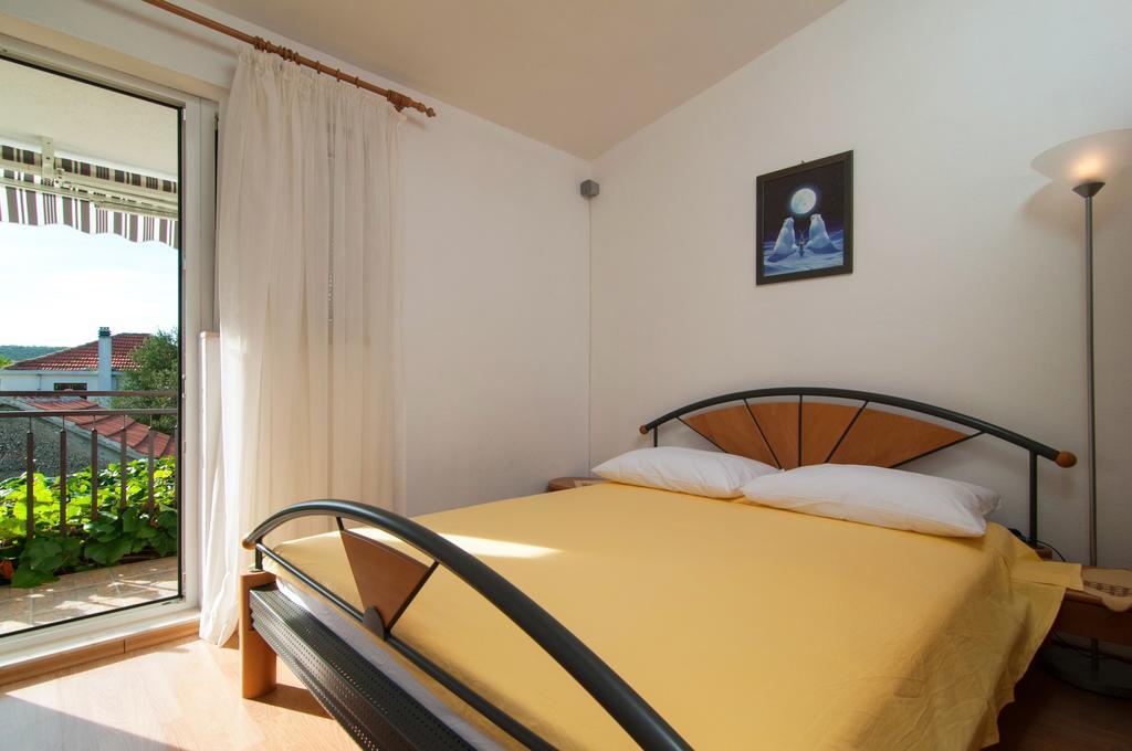 Holiday Home Ruda Vinisce Exterior photo