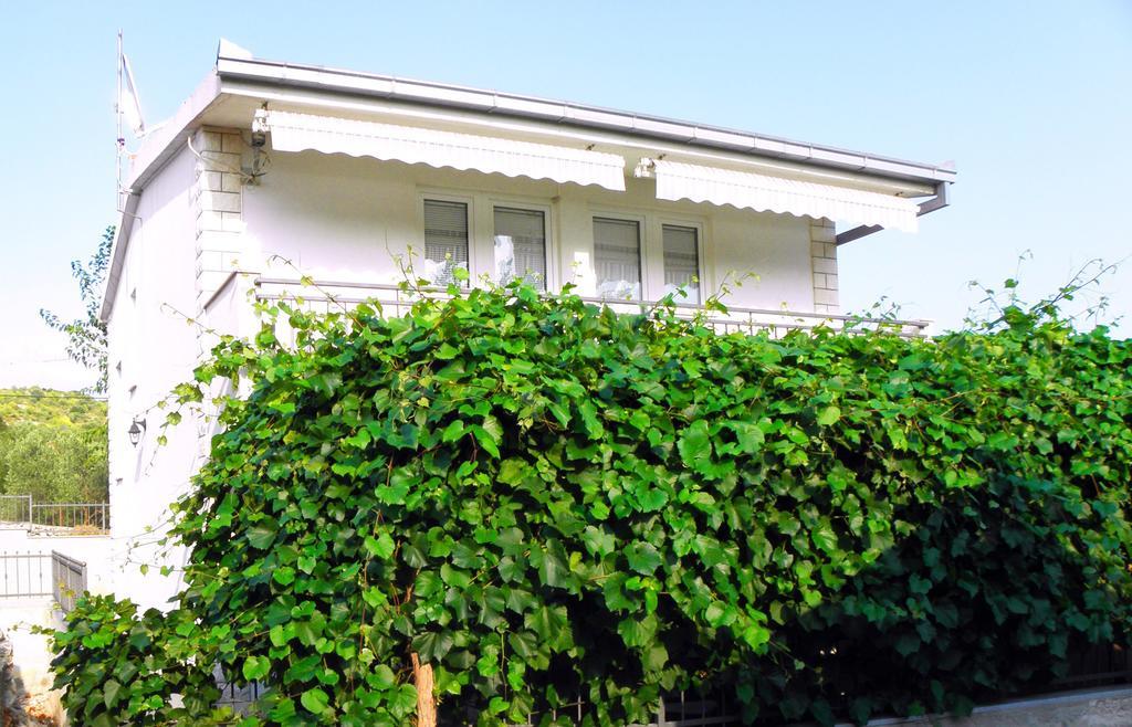 Holiday Home Ruda Vinisce Exterior photo